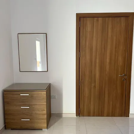 R2 Double With Shared Bathroom Privatunterkunft Sliema